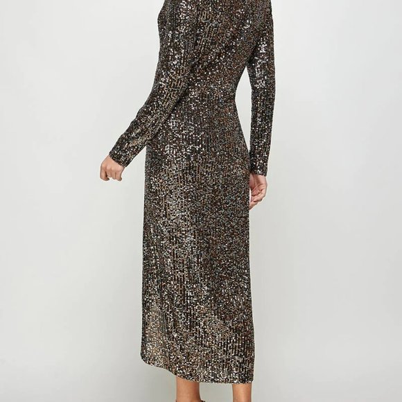 NWT See And Be Seen Long Sleeve Sequin Faux Wrap Dress In Black And Gold - Picture 7 of 8
